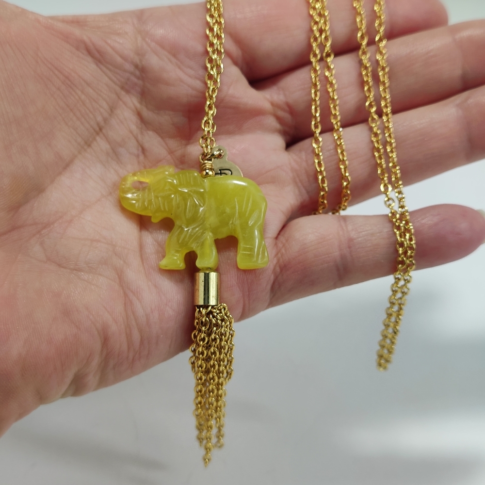 Bourbon‎ and Bowties Jade Elephant Necklace Gold-tone Long 30” Boho - Picture 3 of 8